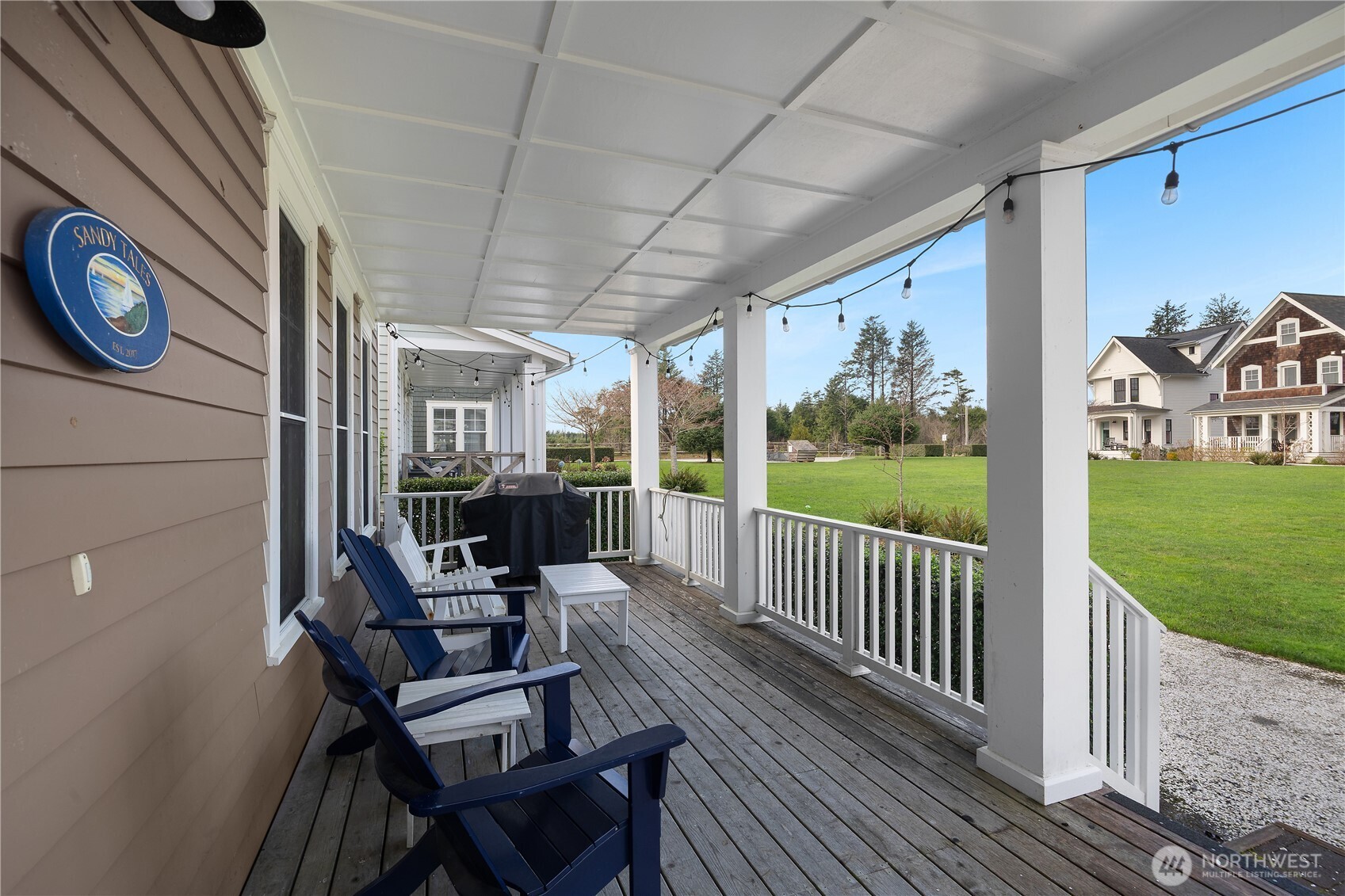 100 Horseshoe Lane , Pacific Beach, WA 98571