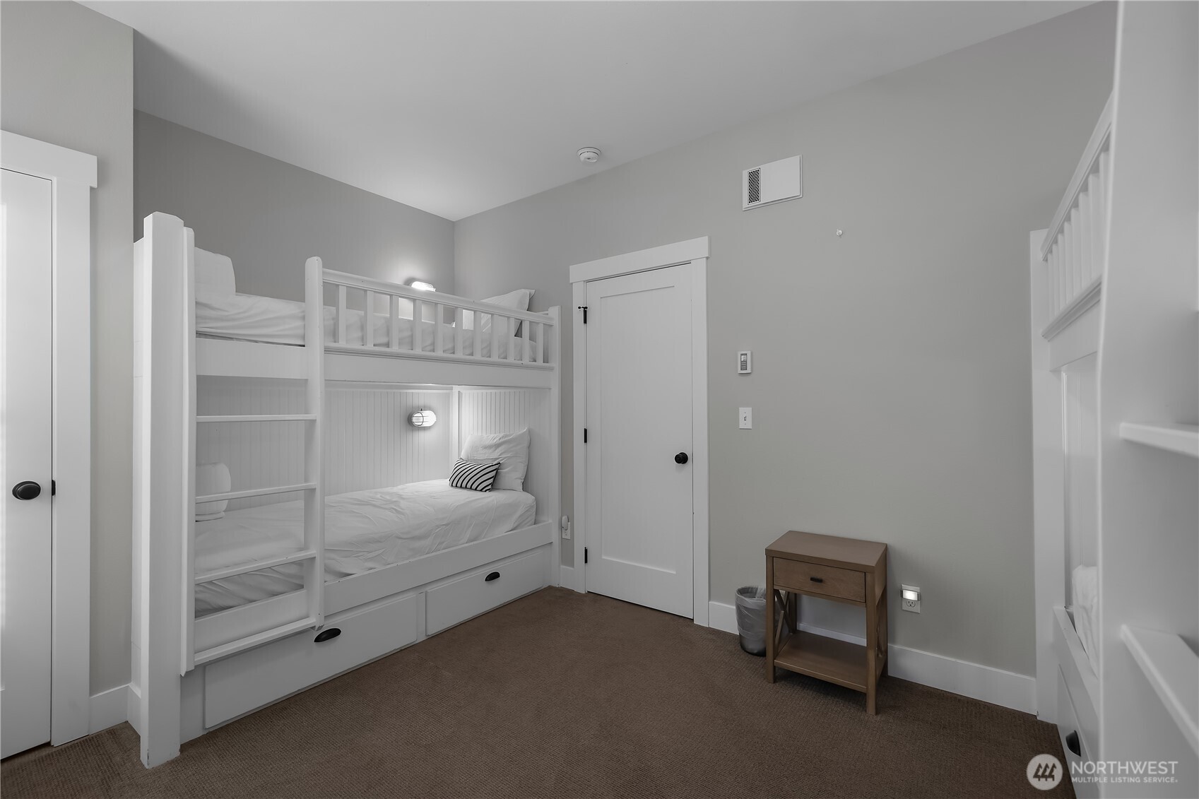 100 Horseshoe Lane , Pacific Beach, WA 98571