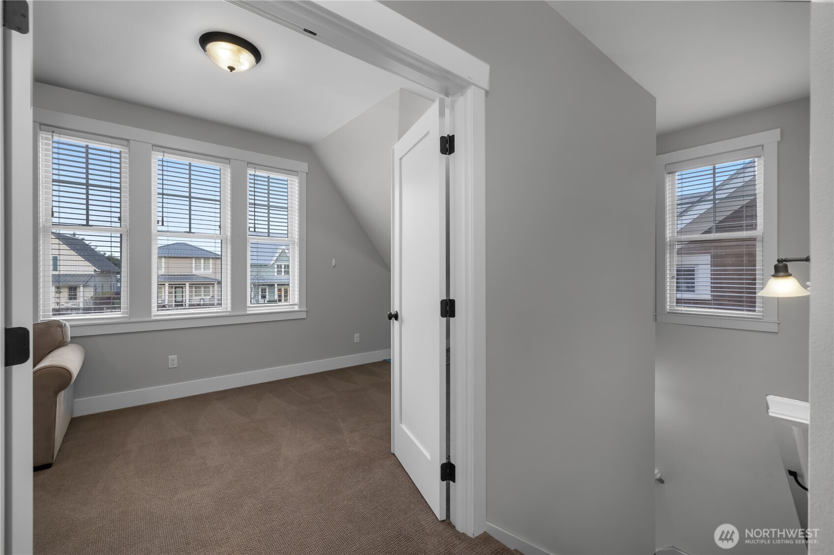 100 Horseshoe Lane , Pacific Beach, WA 98571