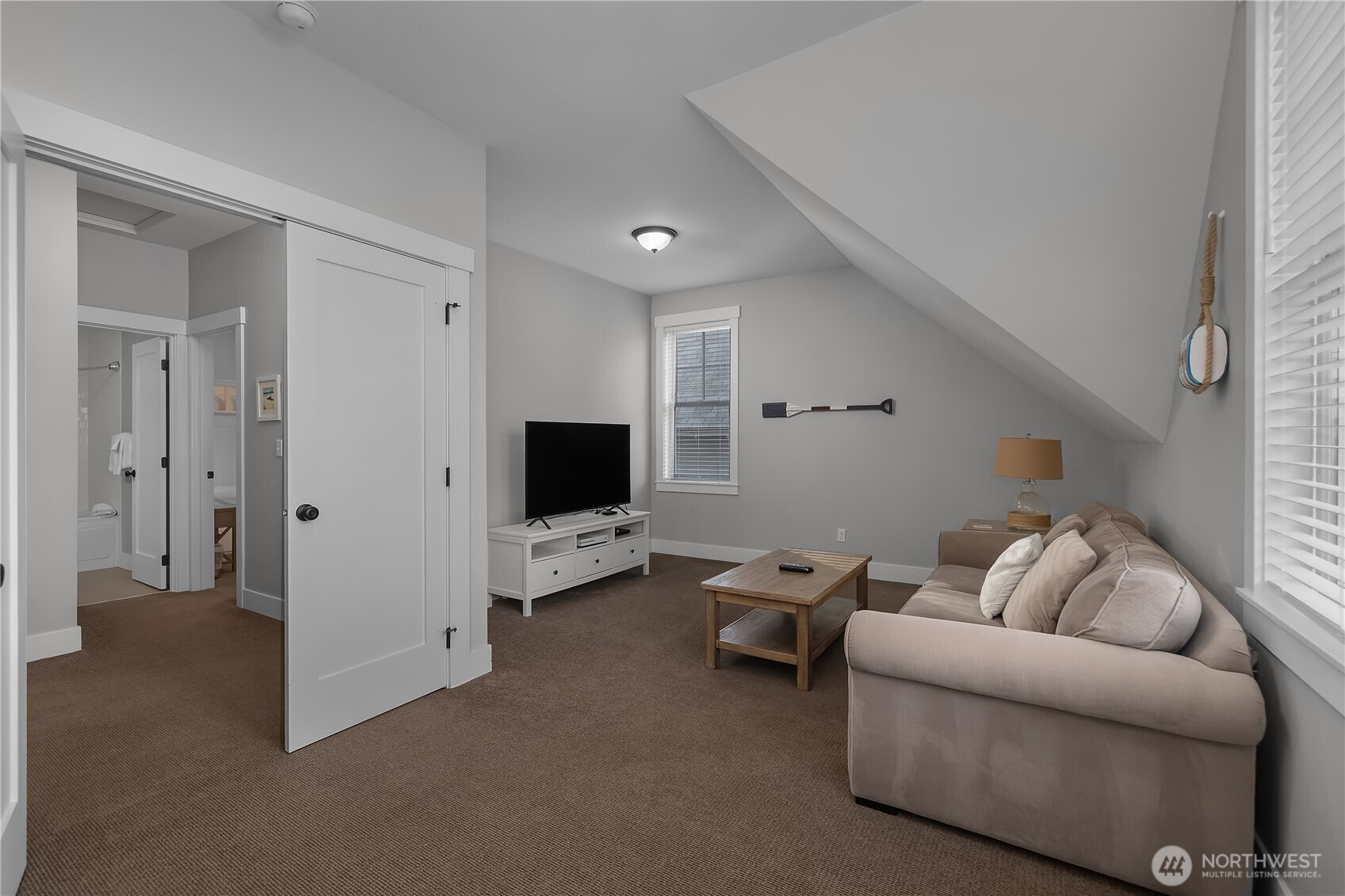 100 Horseshoe Lane , Pacific Beach, WA 98571