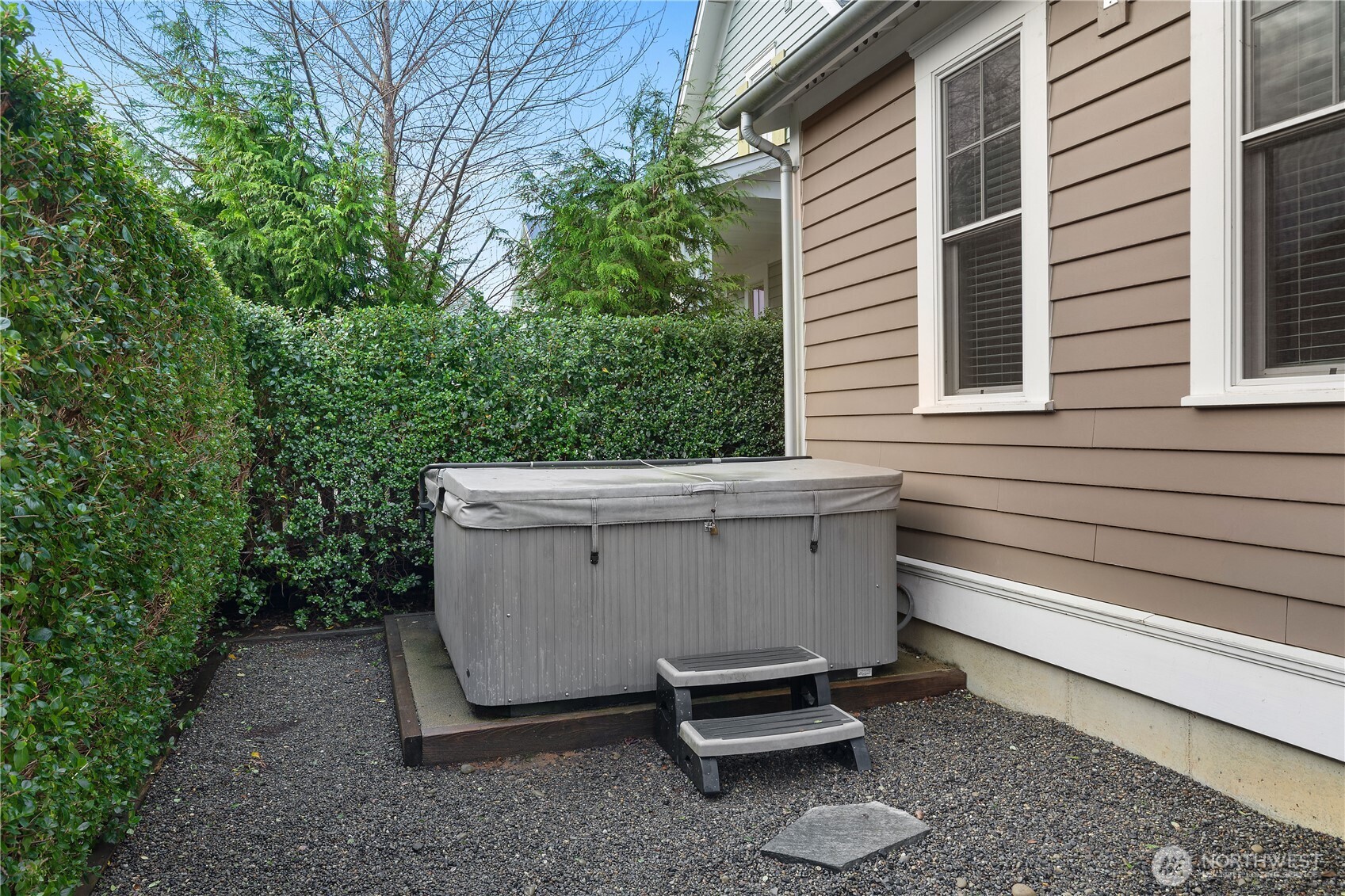 100 Horseshoe Lane , Pacific Beach, WA 98571