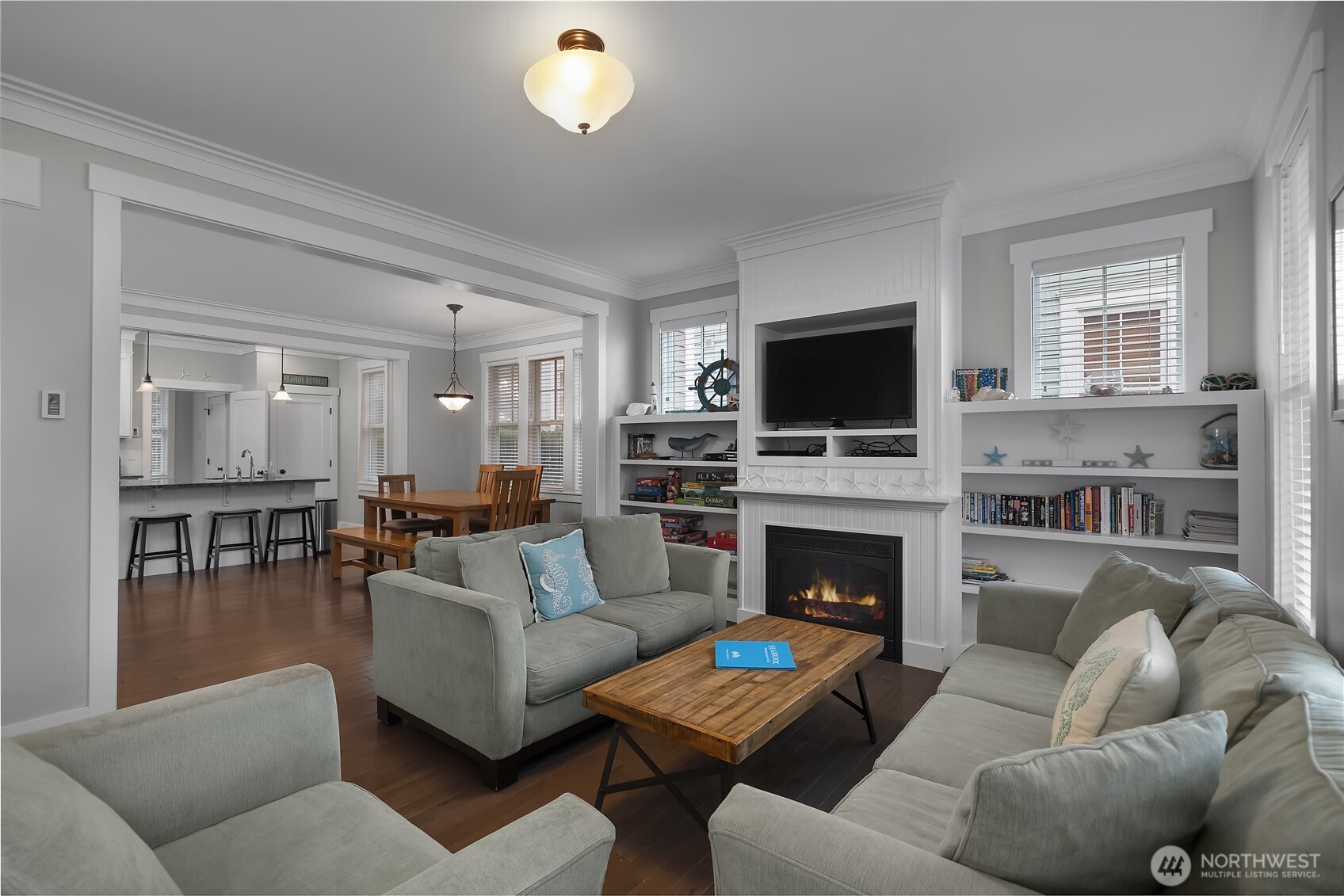 100 Horseshoe Lane , Pacific Beach, WA 98571