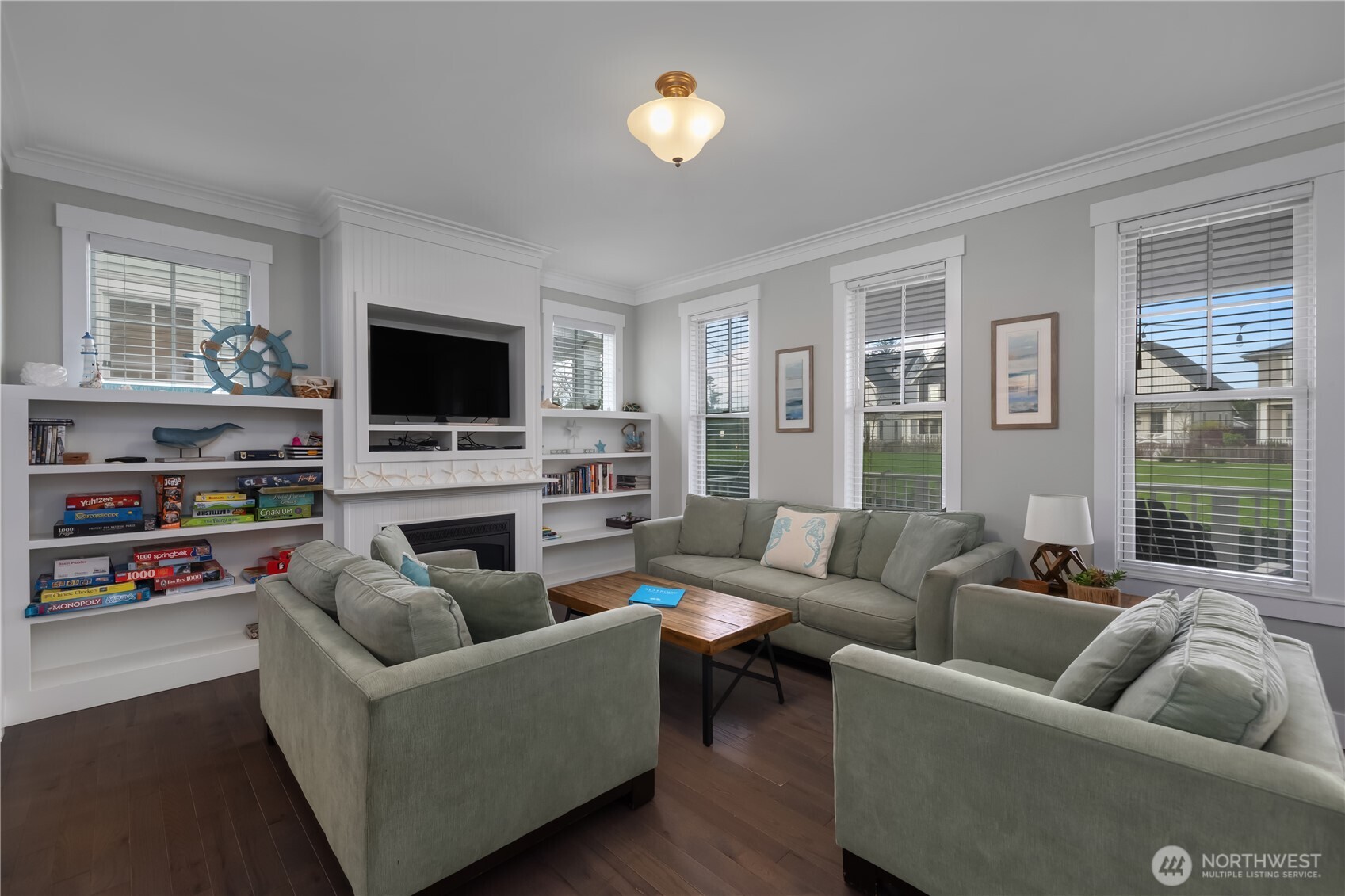 100 Horseshoe Lane , Pacific Beach, WA 98571