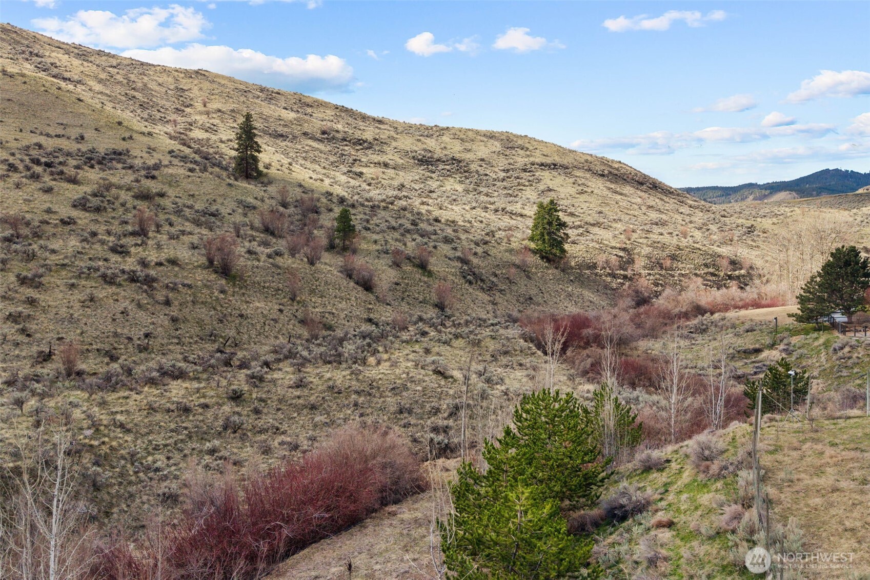 1639 Pitcher Canyon Road , Wenatchee, WA 98801