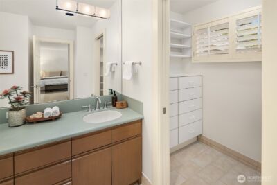 1716 Bellevue Way NE, Bellevue, WA 98004 - Photo 27