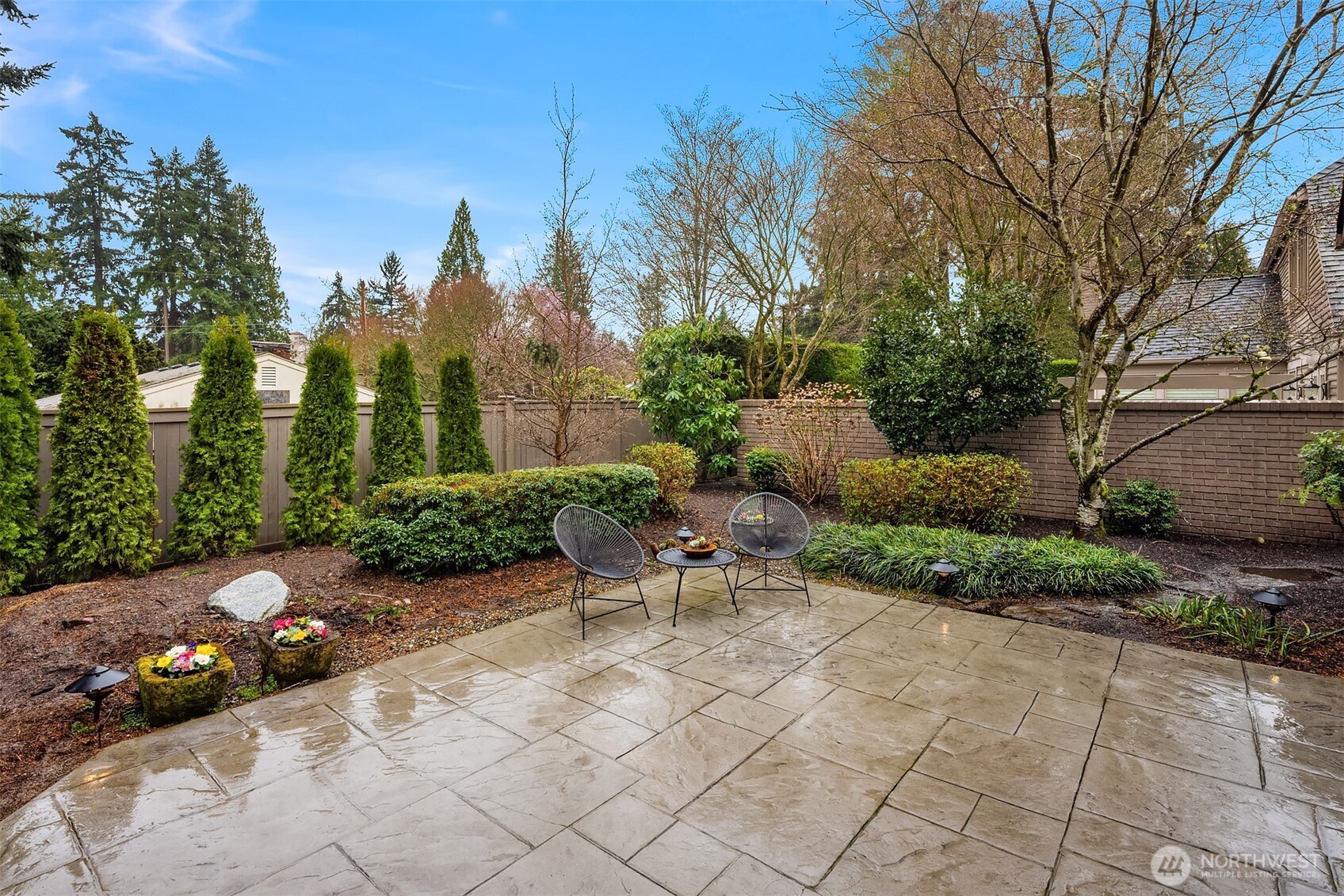 1716 Bellevue Way NE, Bellevue, WA 98004