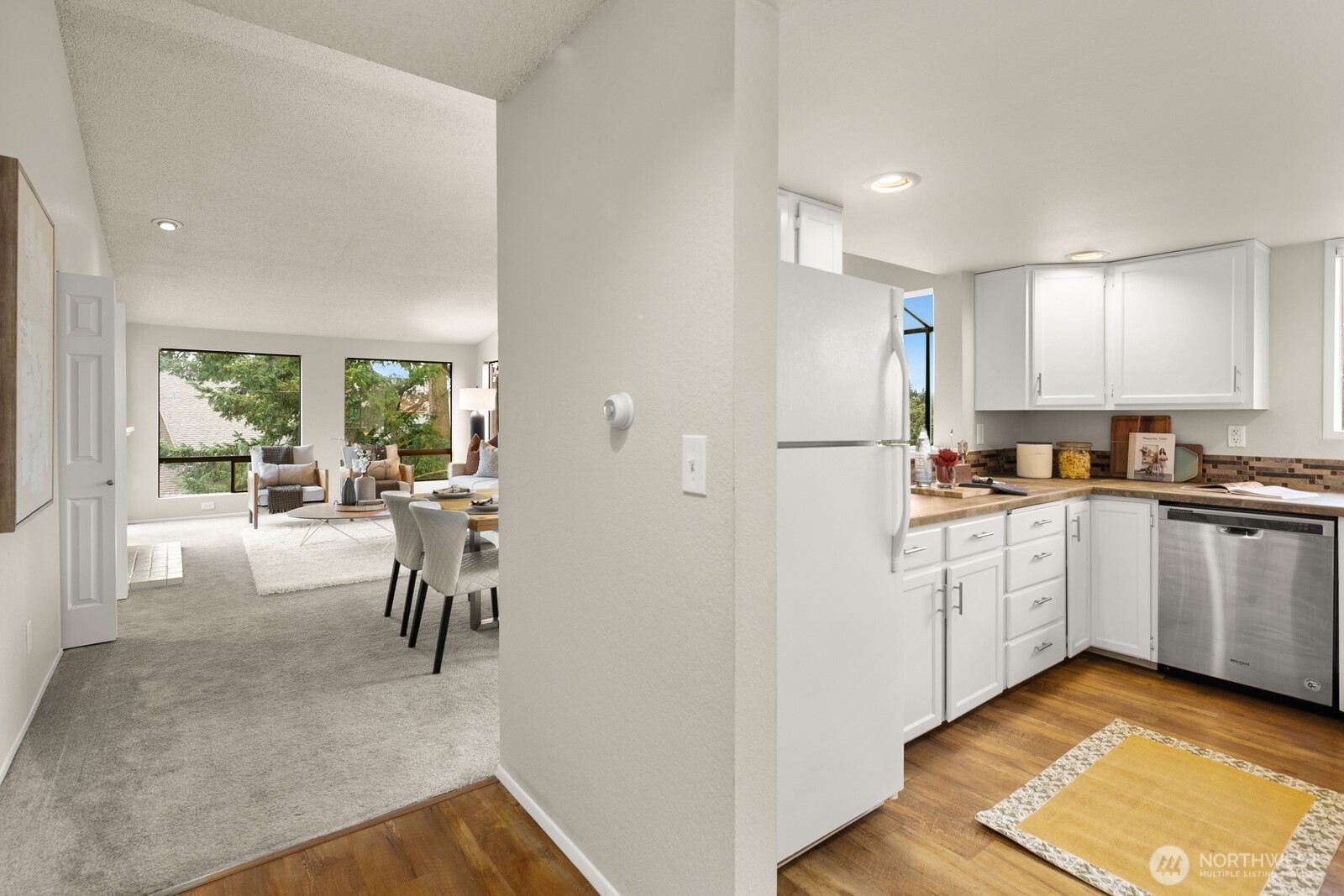 15175 Sunwood Boulevard #DD32, Tukwila, WA 98188