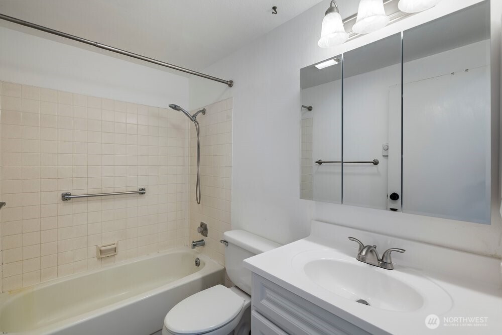 911 1ST NE, Ephrata, WA 98823