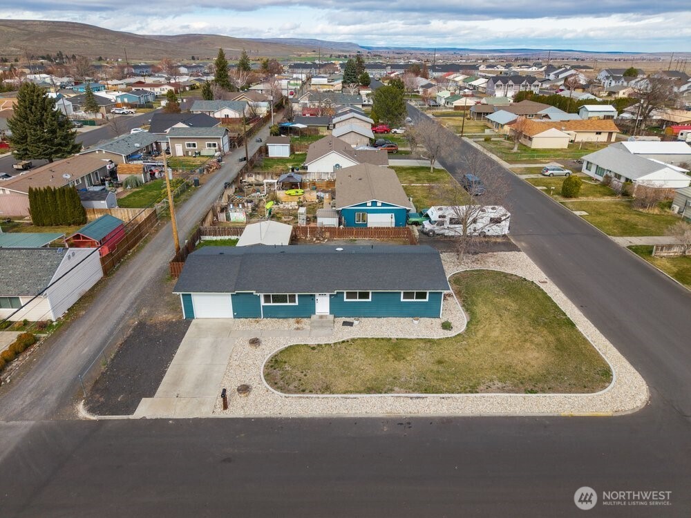 911 1ST NE, Ephrata, WA 98823