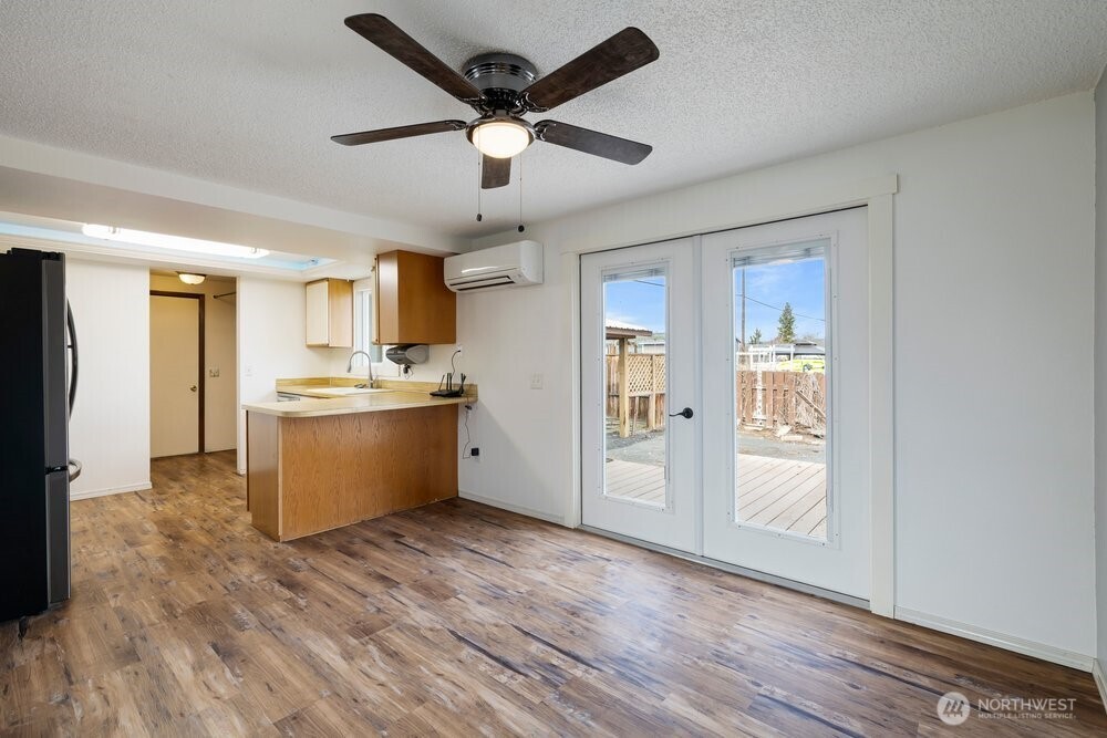 911 1ST NE, Ephrata, WA 98823