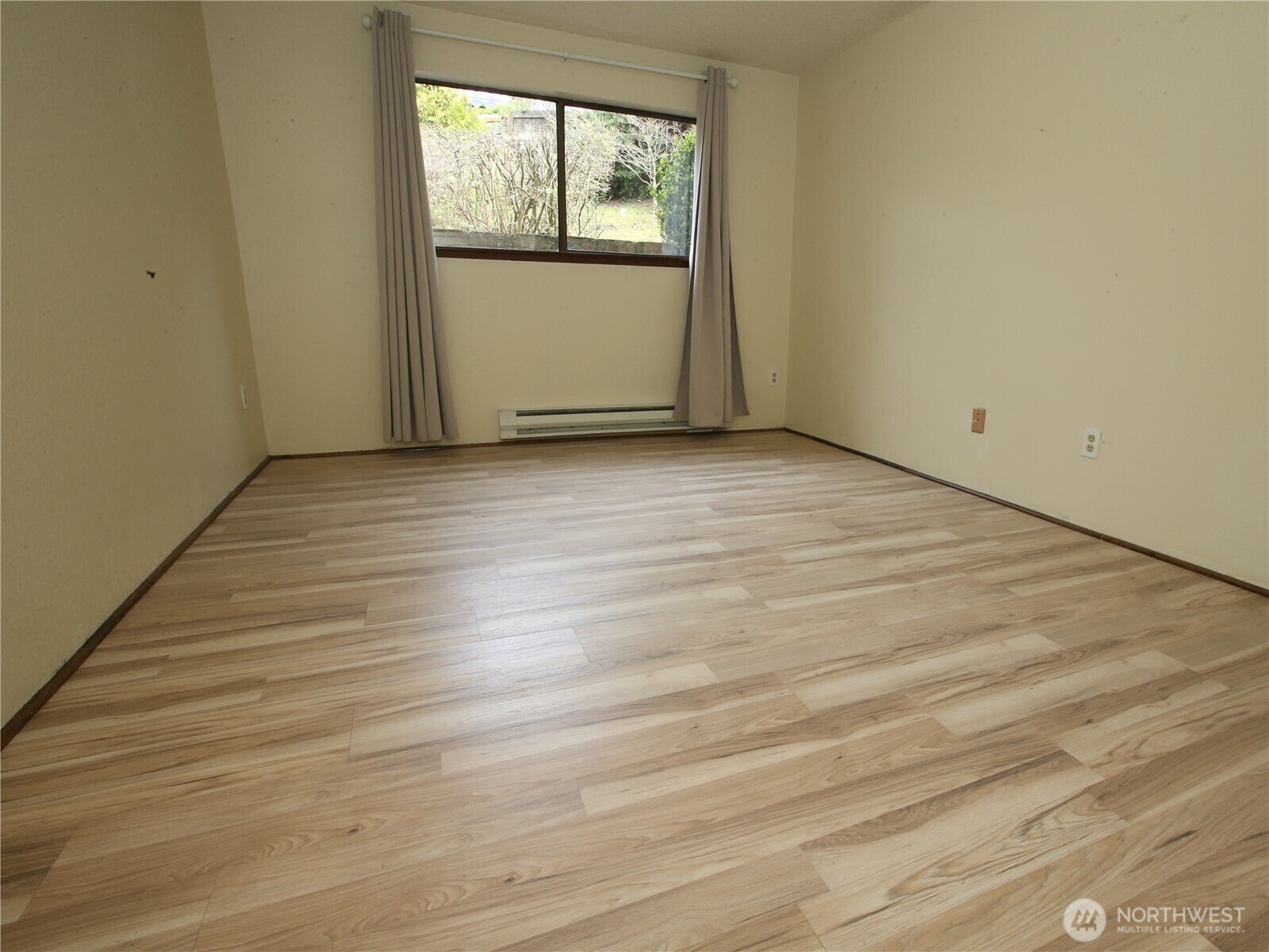 26425 Pennsylvania Avenue NE #34, Kingston, WA 98346