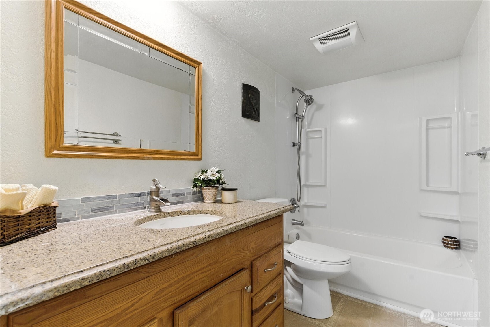 26425 Pennsylvania Avenue NE #34, Kingston, WA 98346