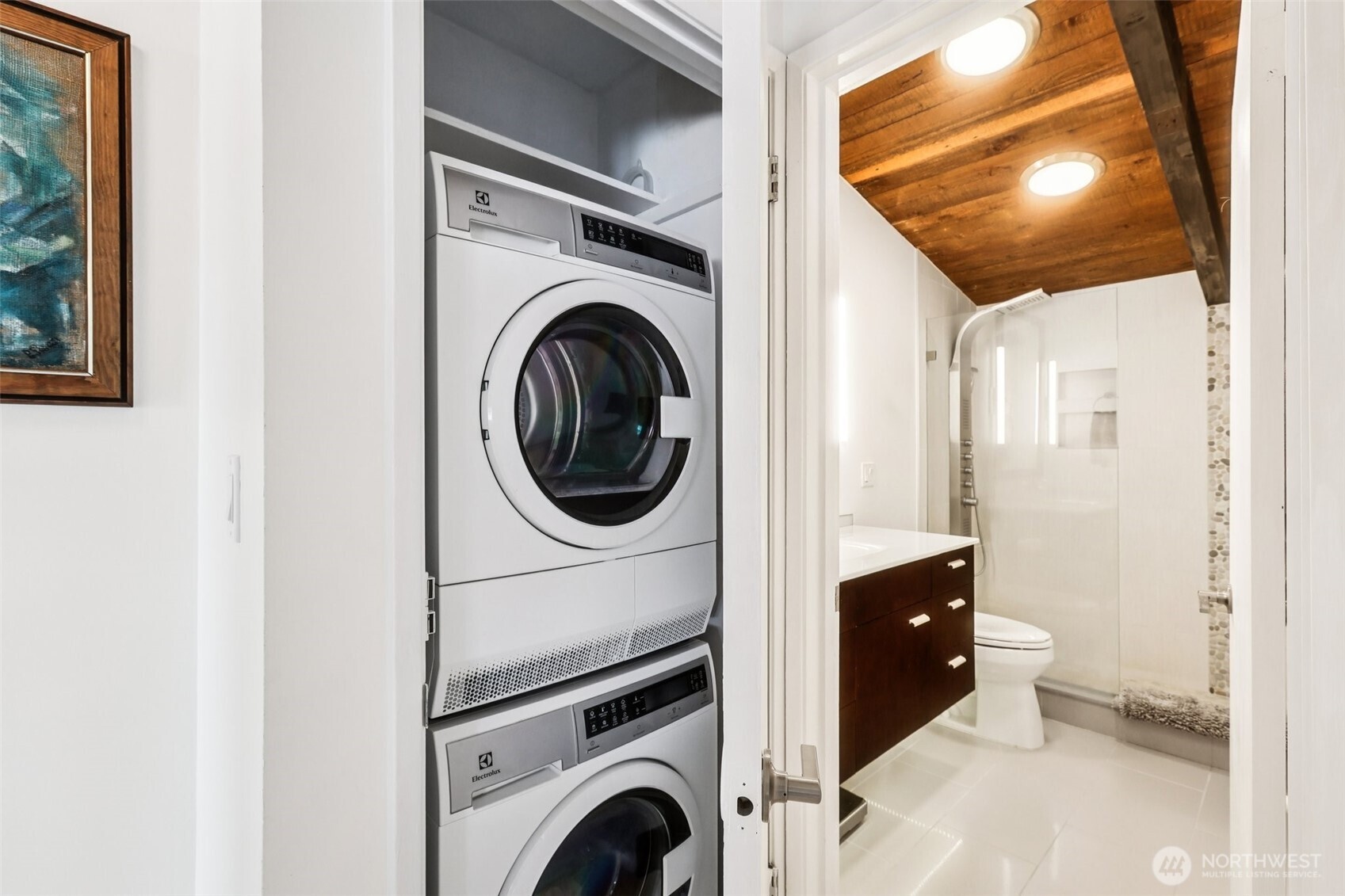 3717 Beach Drive SW #316, Seattle, WA 98106