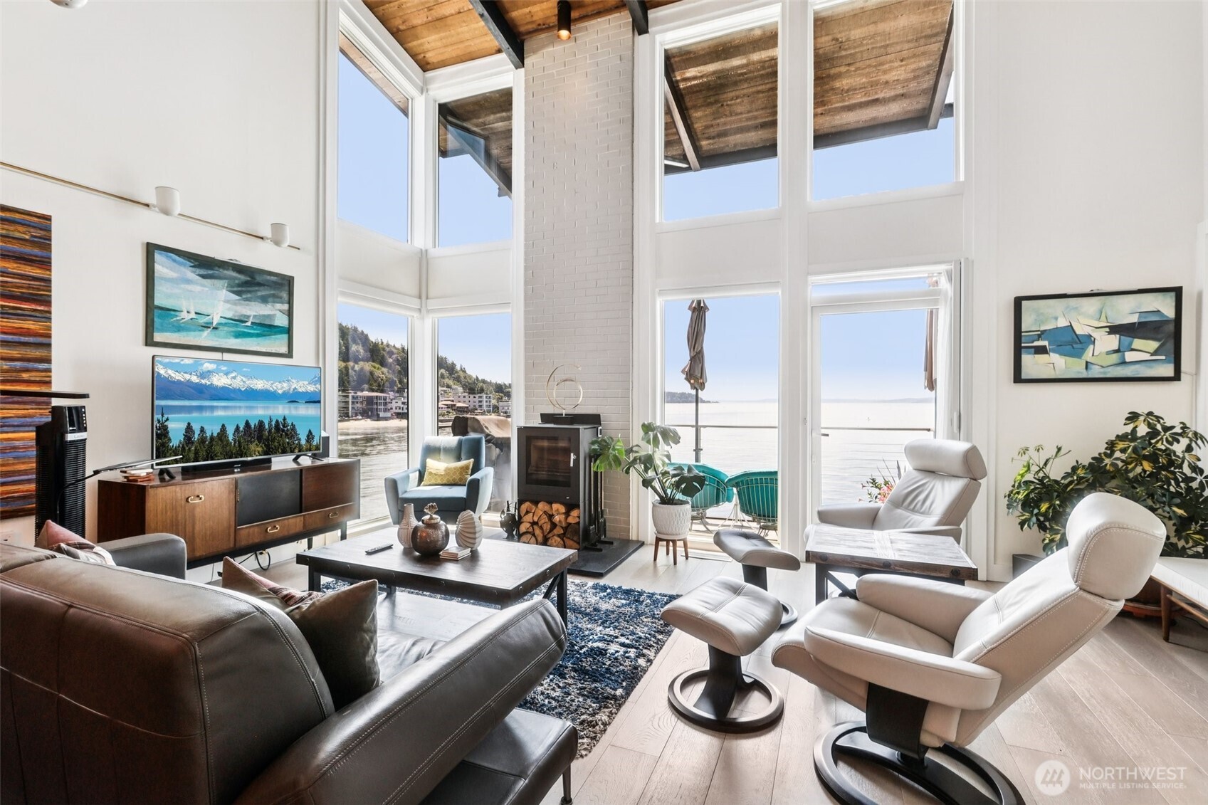 3717 Beach Drive SW #316, Seattle, WA 98106