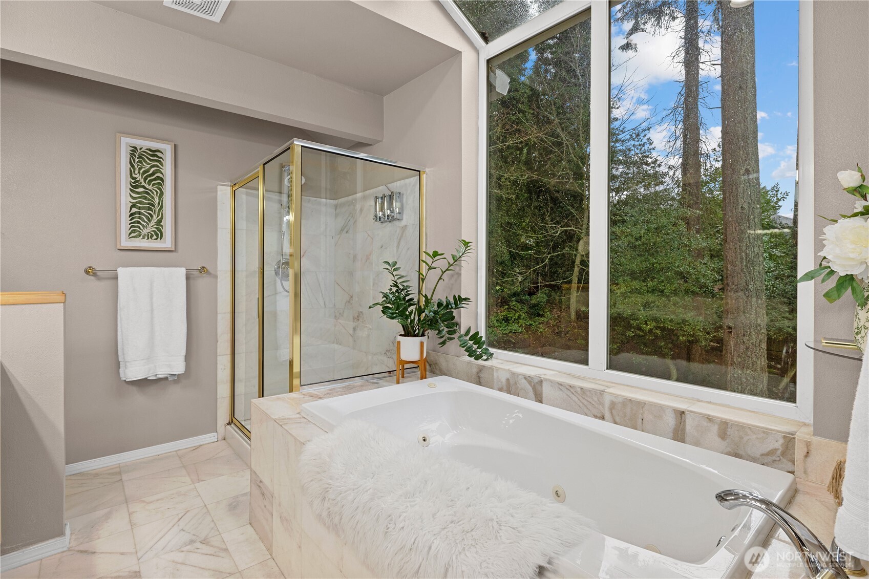 5607 178TH Street SW, Lynnwood, WA 98037