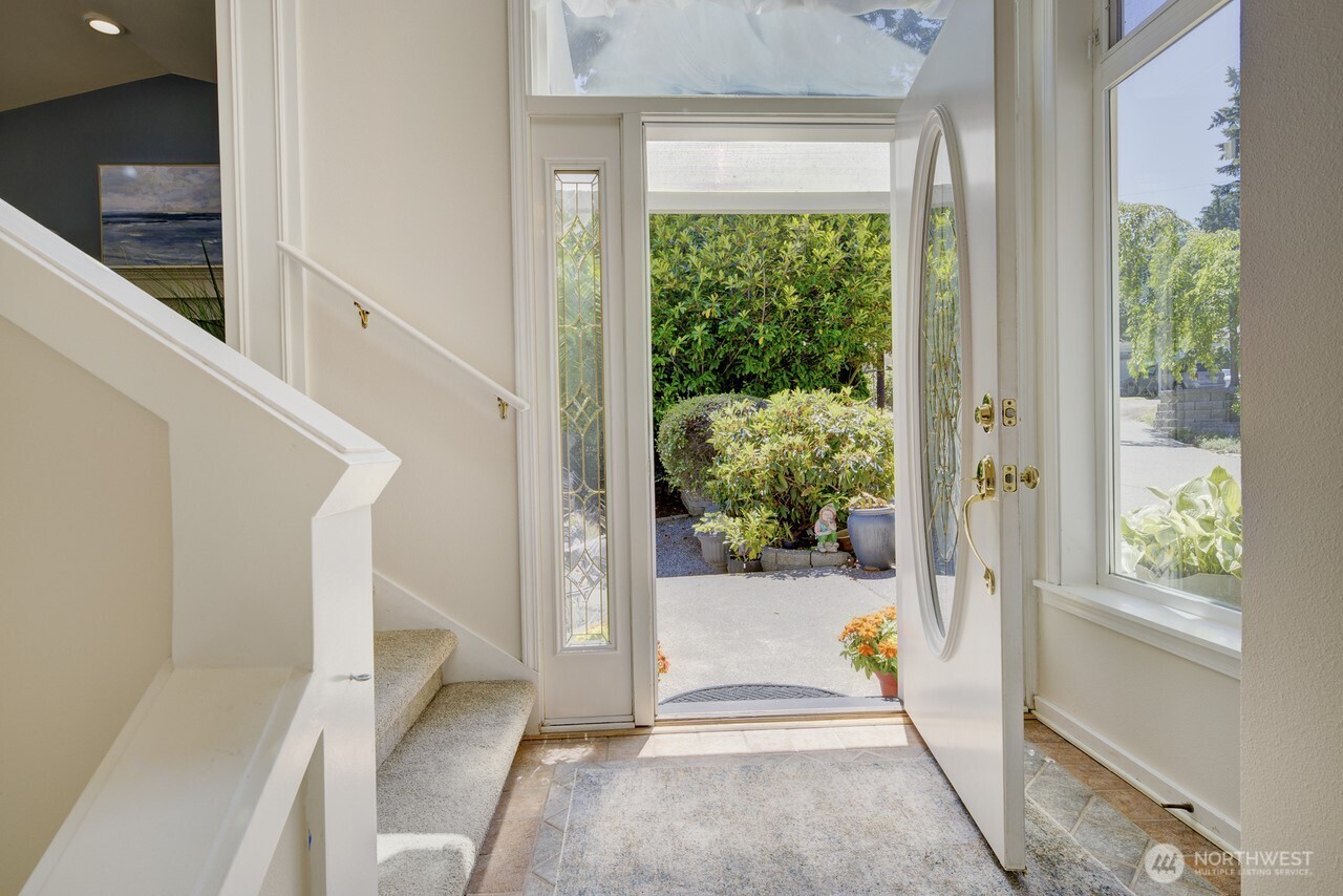 5607 178TH Street SW, Lynnwood, WA 98037