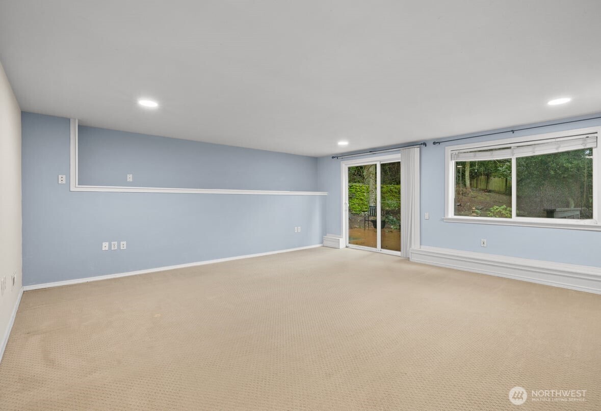 5607 178TH Street SW, Lynnwood, WA 98037