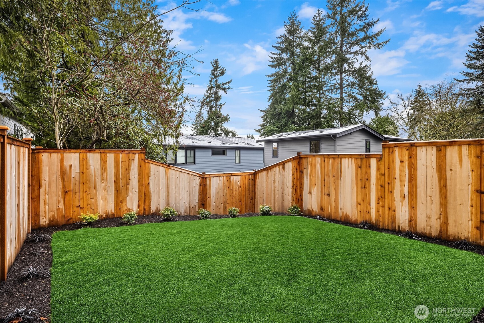 337 18th Avenue , Kirkland, WA 98033