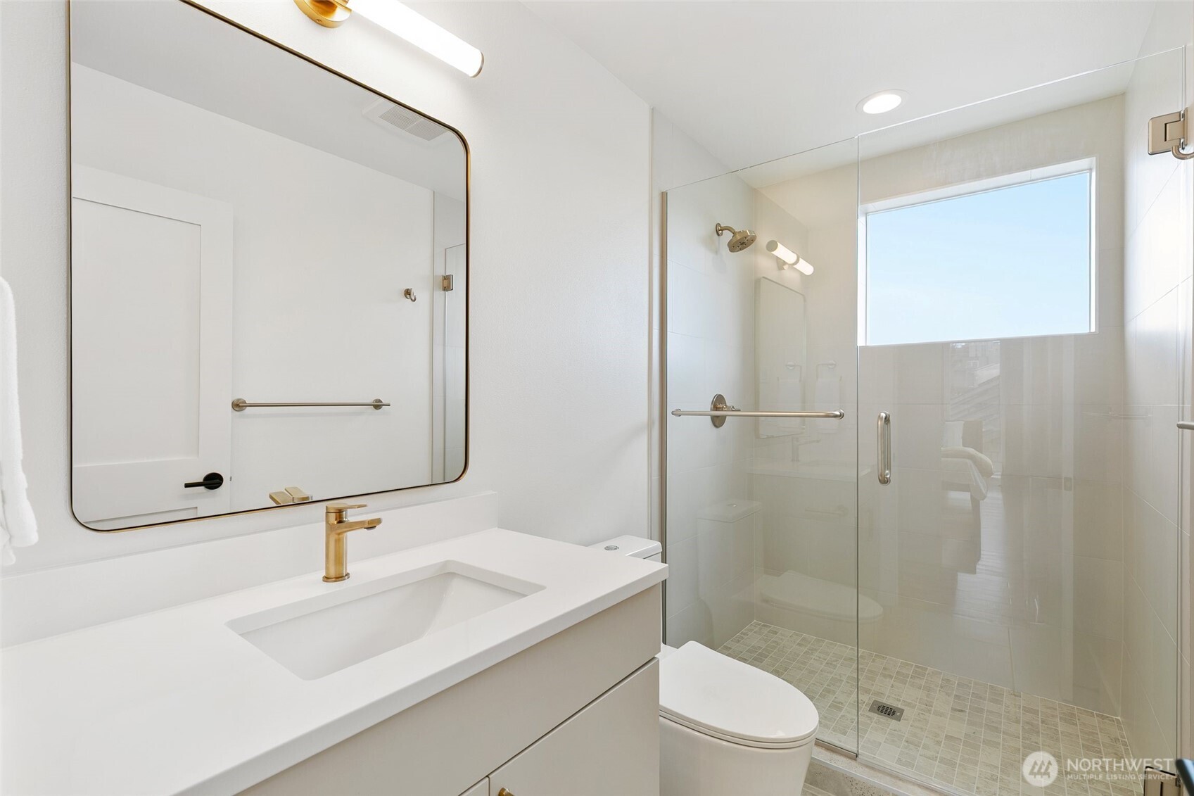 408 Aloha Street , Seattle, WA 98109