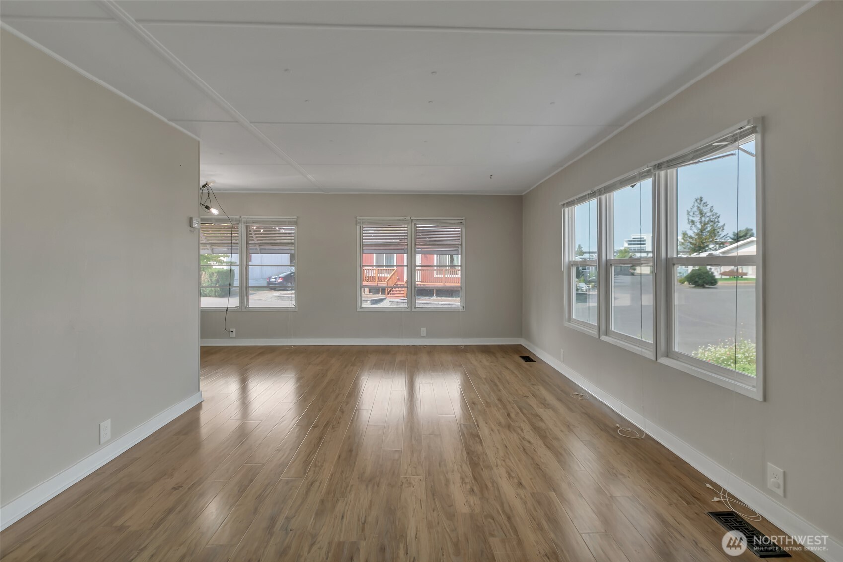 18316 34th Avenue S, SeaTac, WA 98188