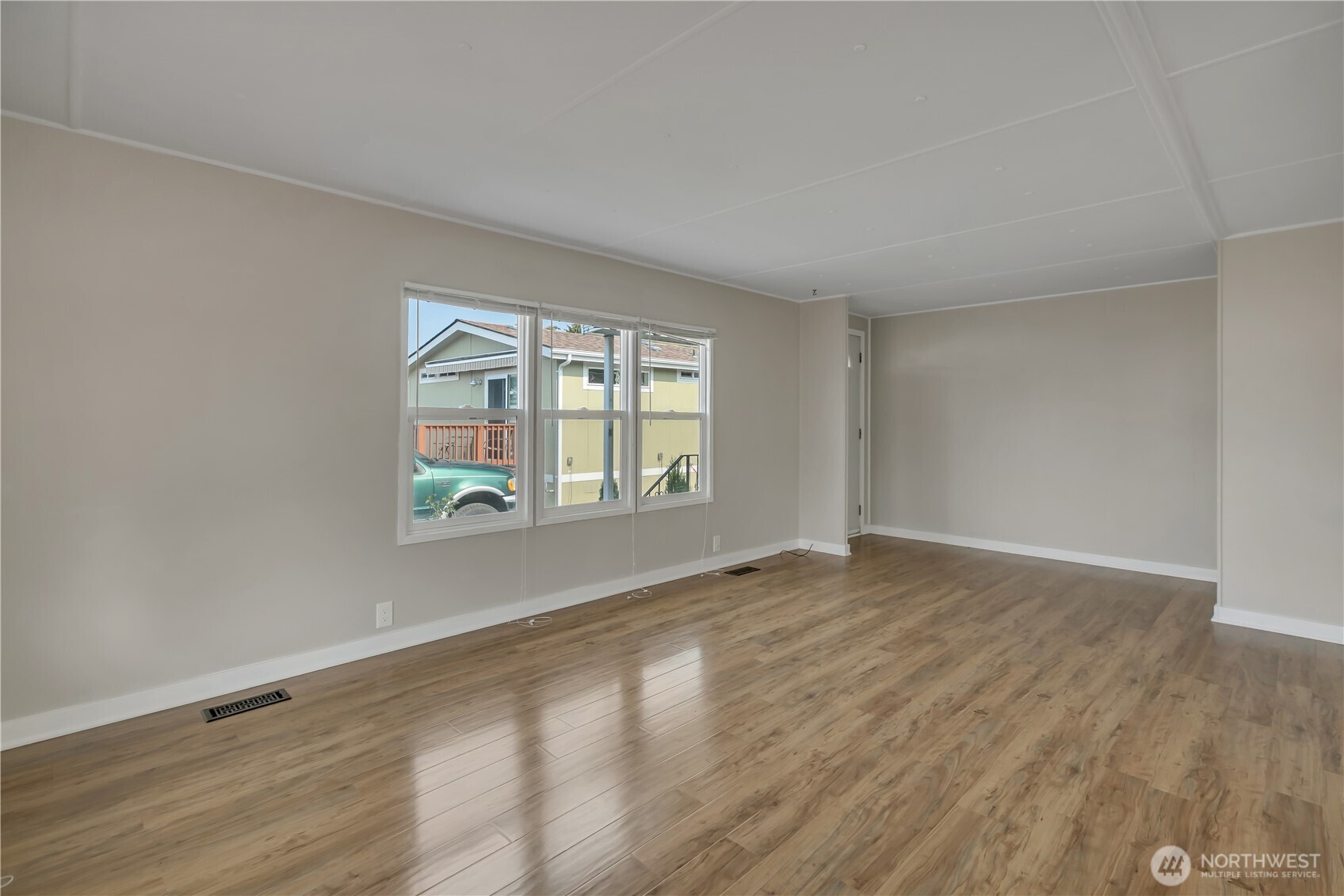 18316 34th Avenue S, SeaTac, WA 98188