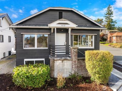 5019 5th Avenue NE, Seattle, WA 98105