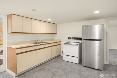 5019 5th Avenue NE, Seattle, WA 98105 - Photo 16