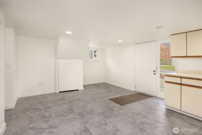 5019 5th Avenue NE, Seattle, WA 98105 - Photo 17