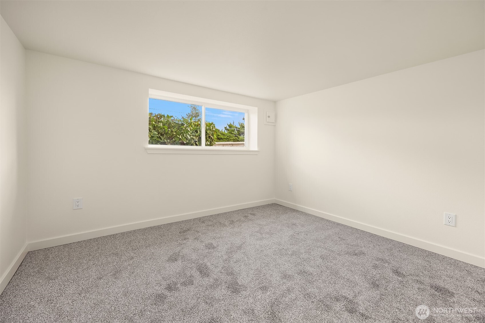 5019 5th Avenue NE, Seattle, WA 98105