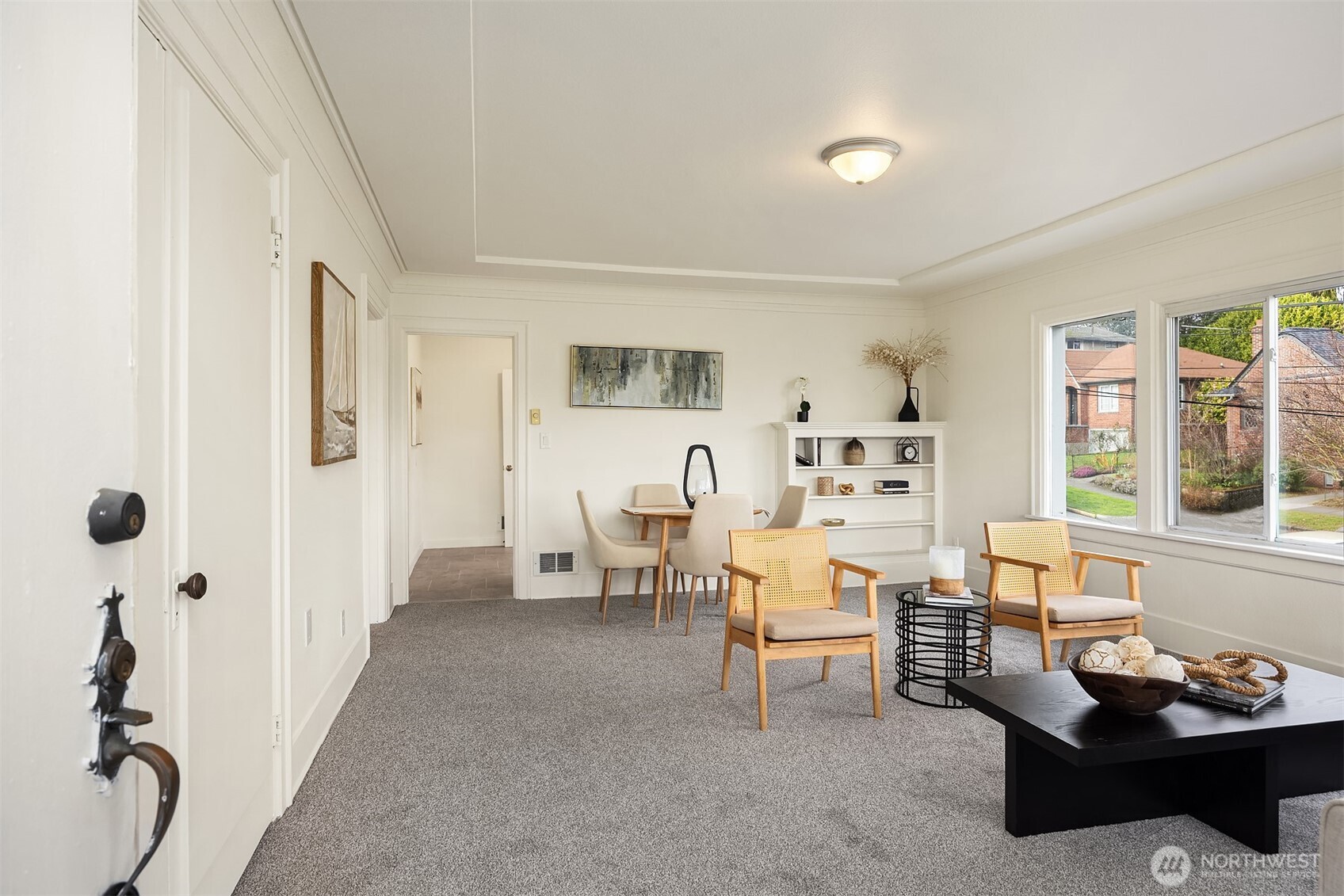 5019 5th Avenue NE, Seattle, WA 98105