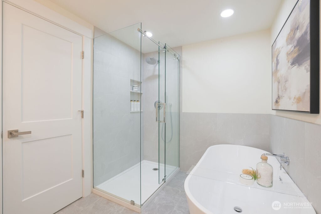 13317 Bandix Road SE, Olalla, WA 98359