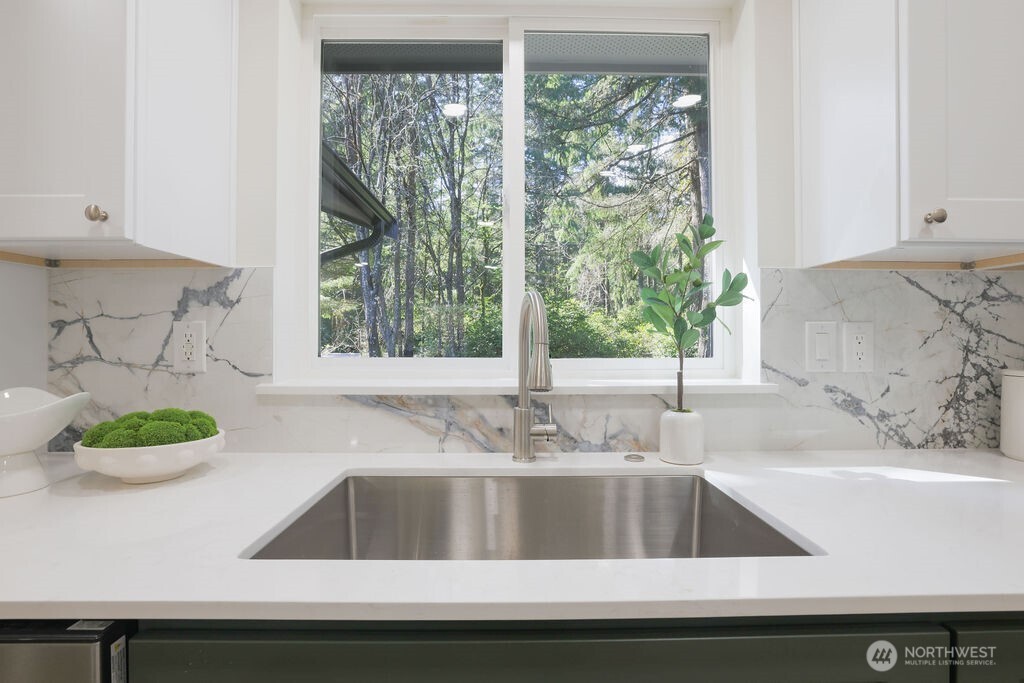 13317 Bandix Road SE, Olalla, WA 98359