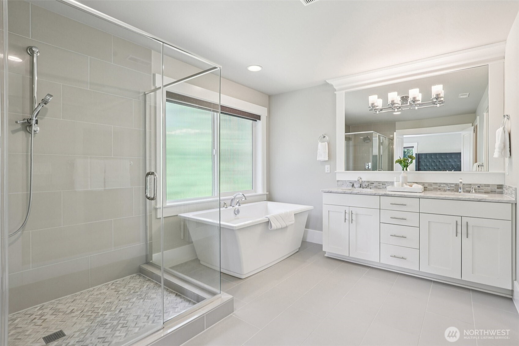 4991 229th Avenue SE, Issaquah, WA 98029