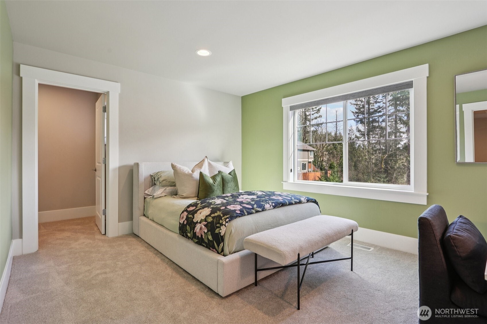 4991 229th Avenue SE, Issaquah, WA 98029