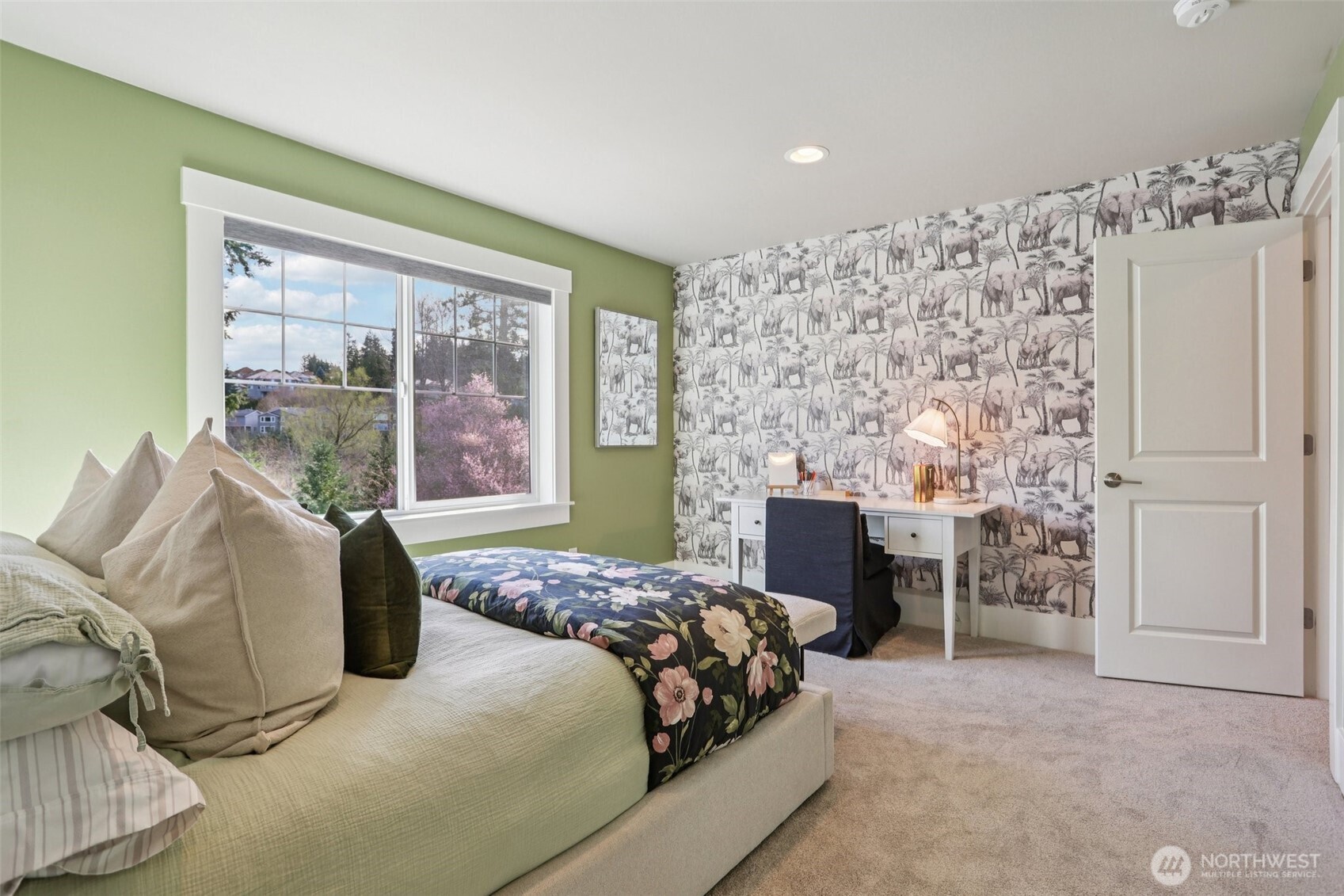 4991 229th Avenue SE, Issaquah, WA 98029