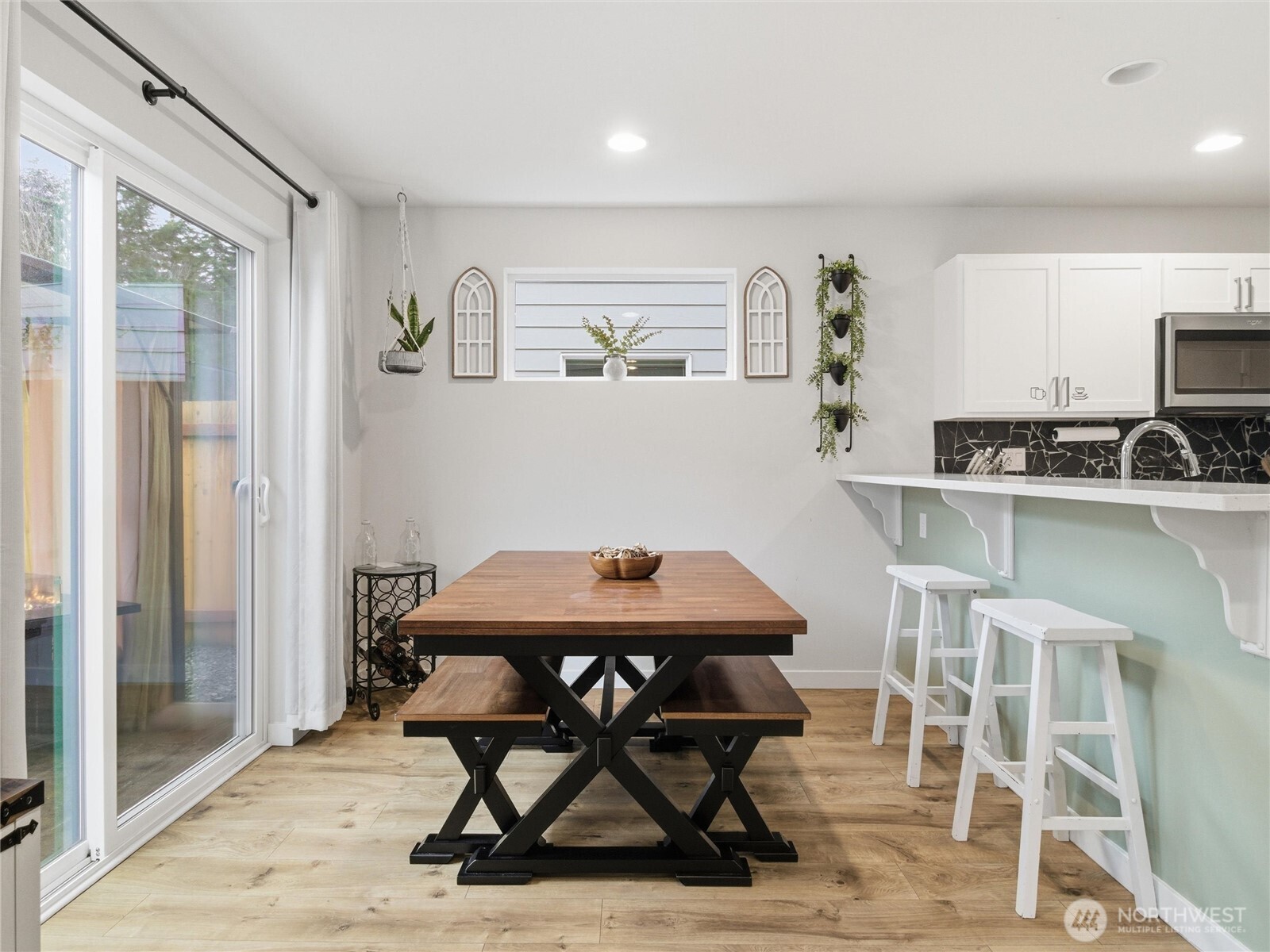 146 Valley Creek Drive , Port Angeles, WA 98362