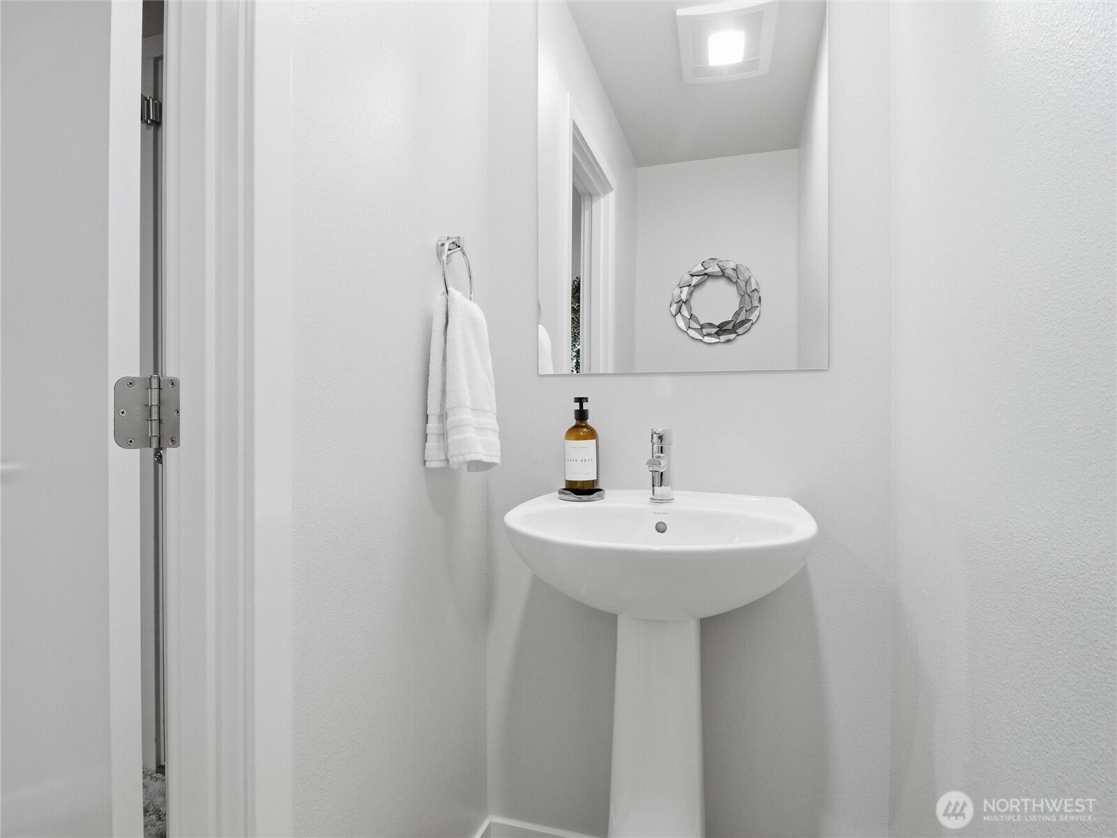 146 Valley Creek Drive , Port Angeles, WA 98362