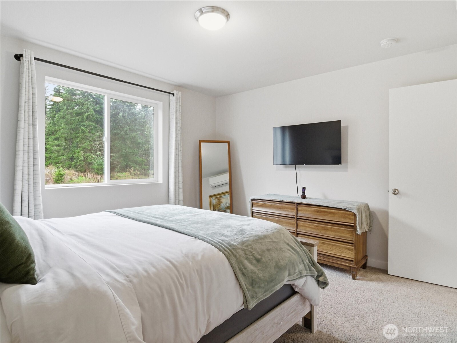 146 Valley Creek Drive , Port Angeles, WA 98362