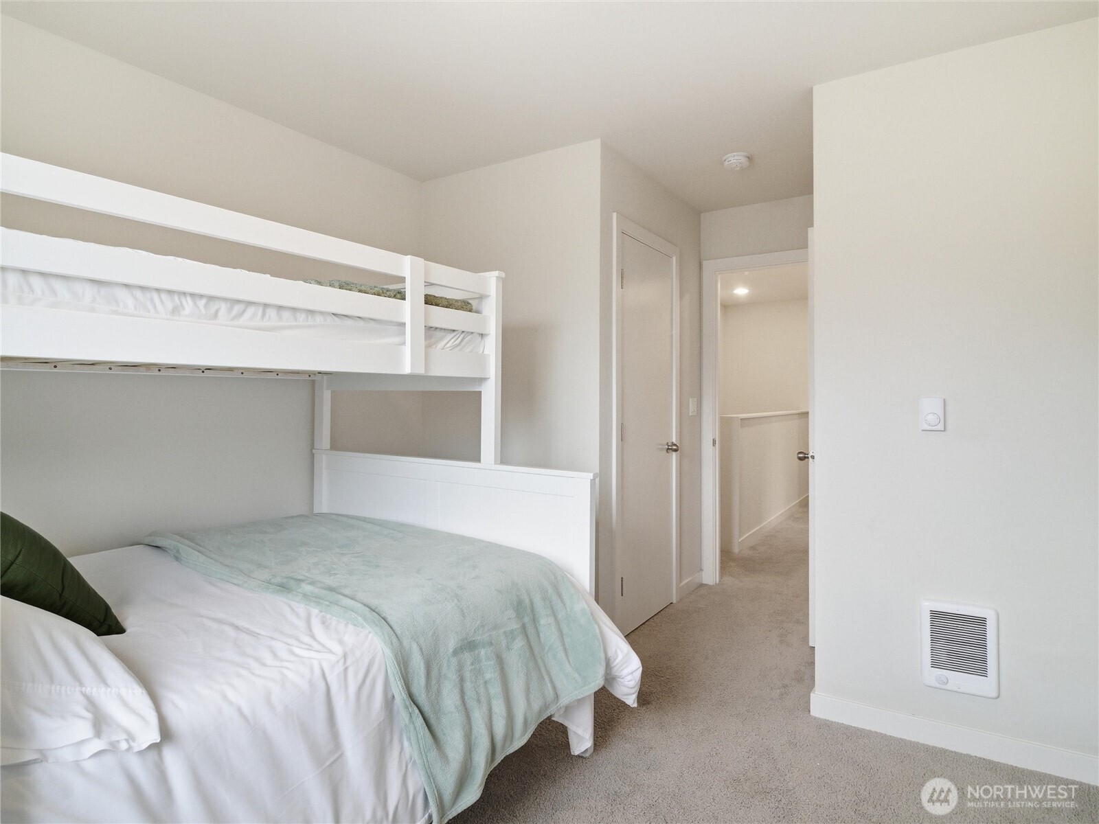 146 Valley Creek Drive , Port Angeles, WA 98362