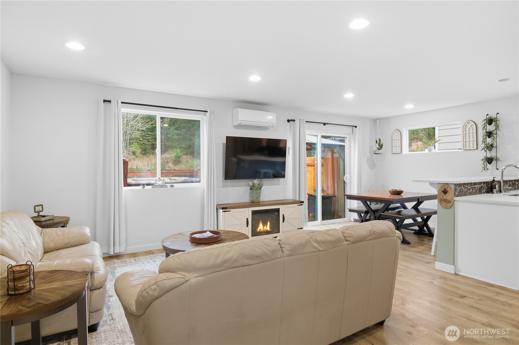 146 Valley Creek Drive , Port Angeles, WA 98362