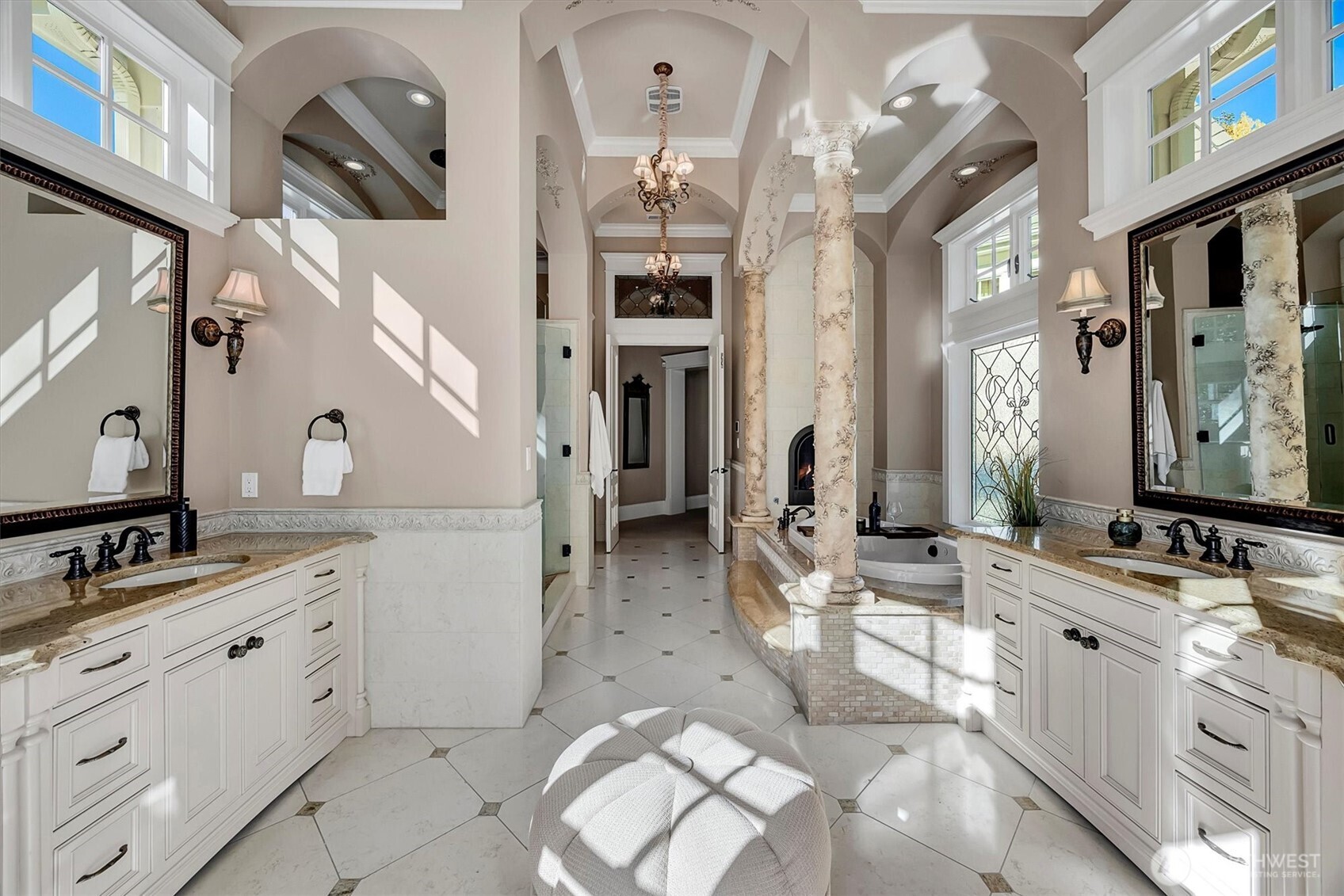 13132 206th Avenue NE, Woodinville, WA 98077