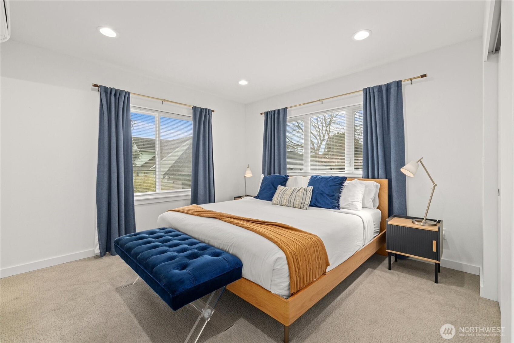 7344 23rd Avenue NW #B, Seattle, WA 98117