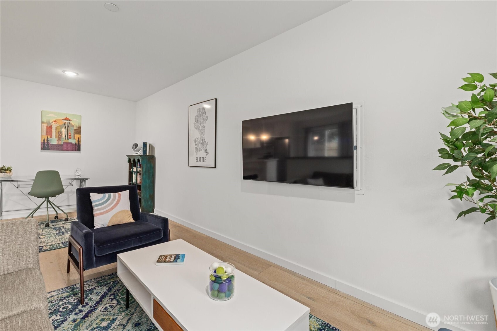 7344 23rd Avenue NW #B, Seattle, WA 98117