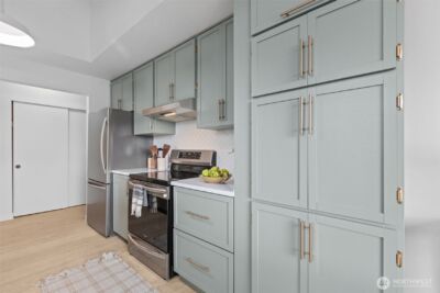 4911 Fremont Avenue N #303, Seattle, WA 98103 - Photo 9