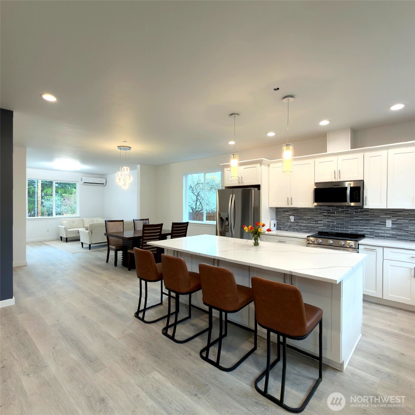 648 SW 139th Street , Burien, WA 98166