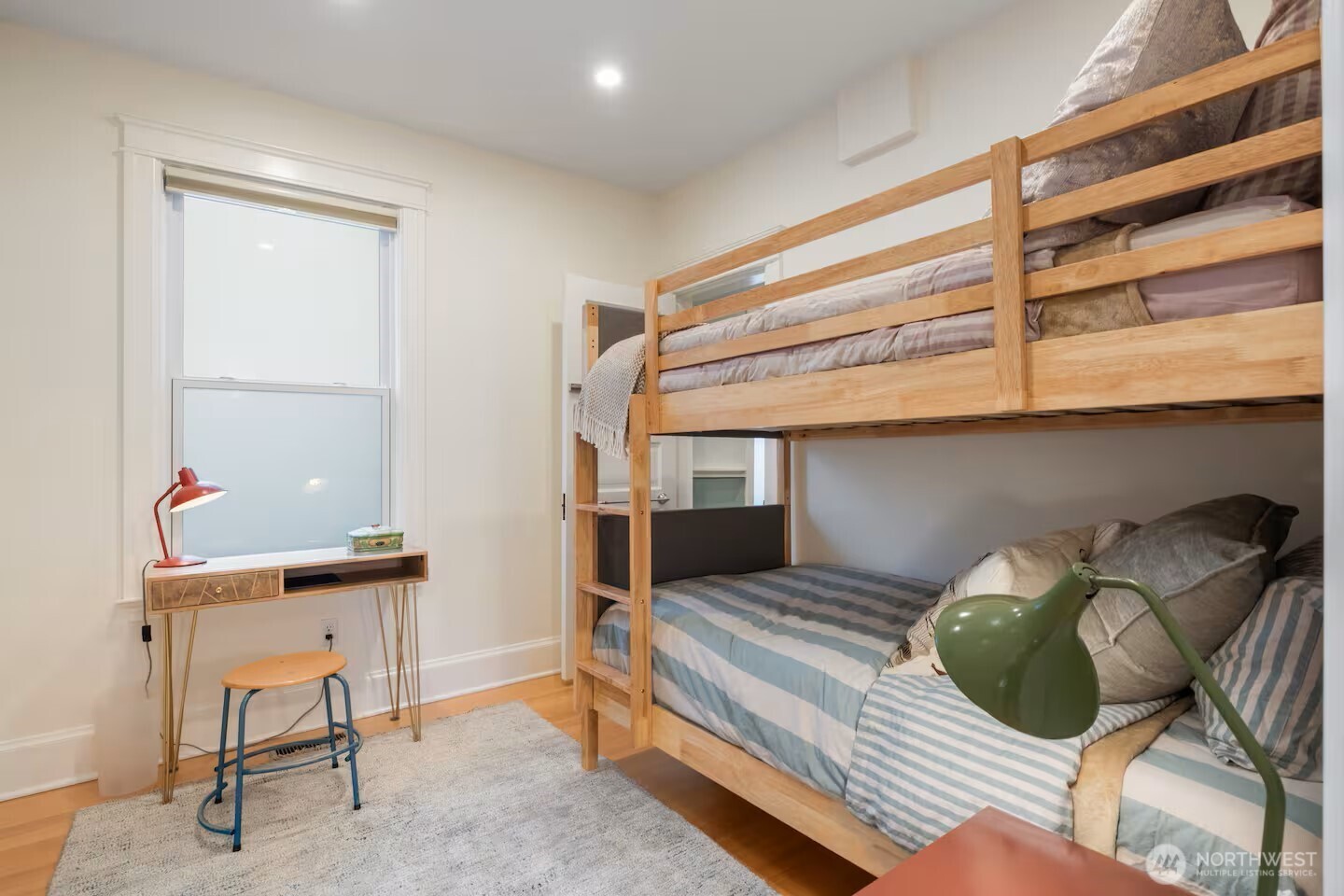 115 11th Avenue E, Seattle, WA 98102