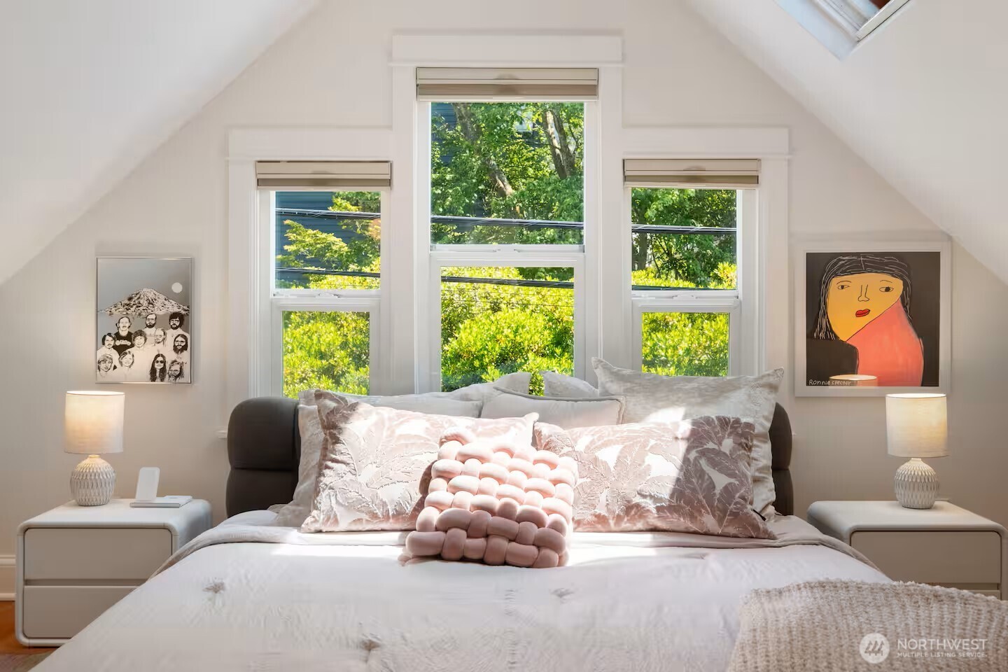 115 11th Avenue E, Seattle, WA 98102