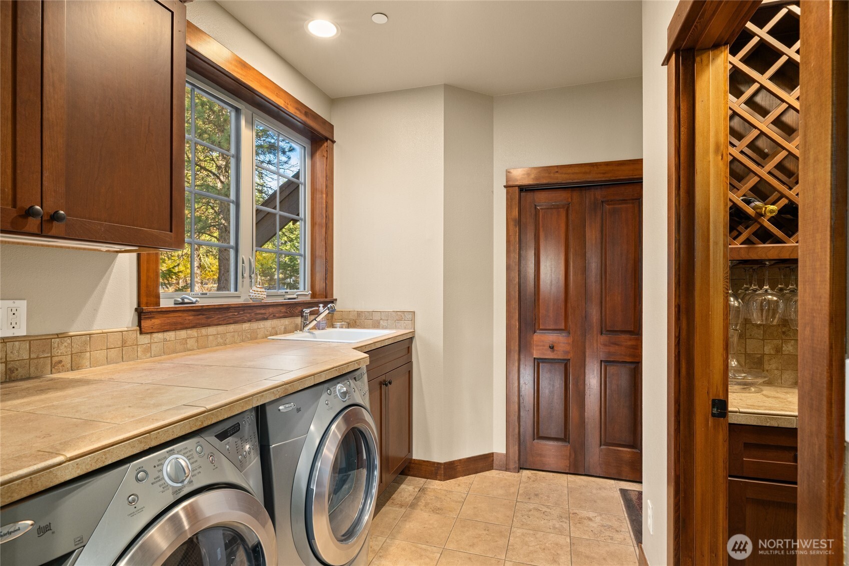 460 Equinox Drive , Cle Elum, WA 98922