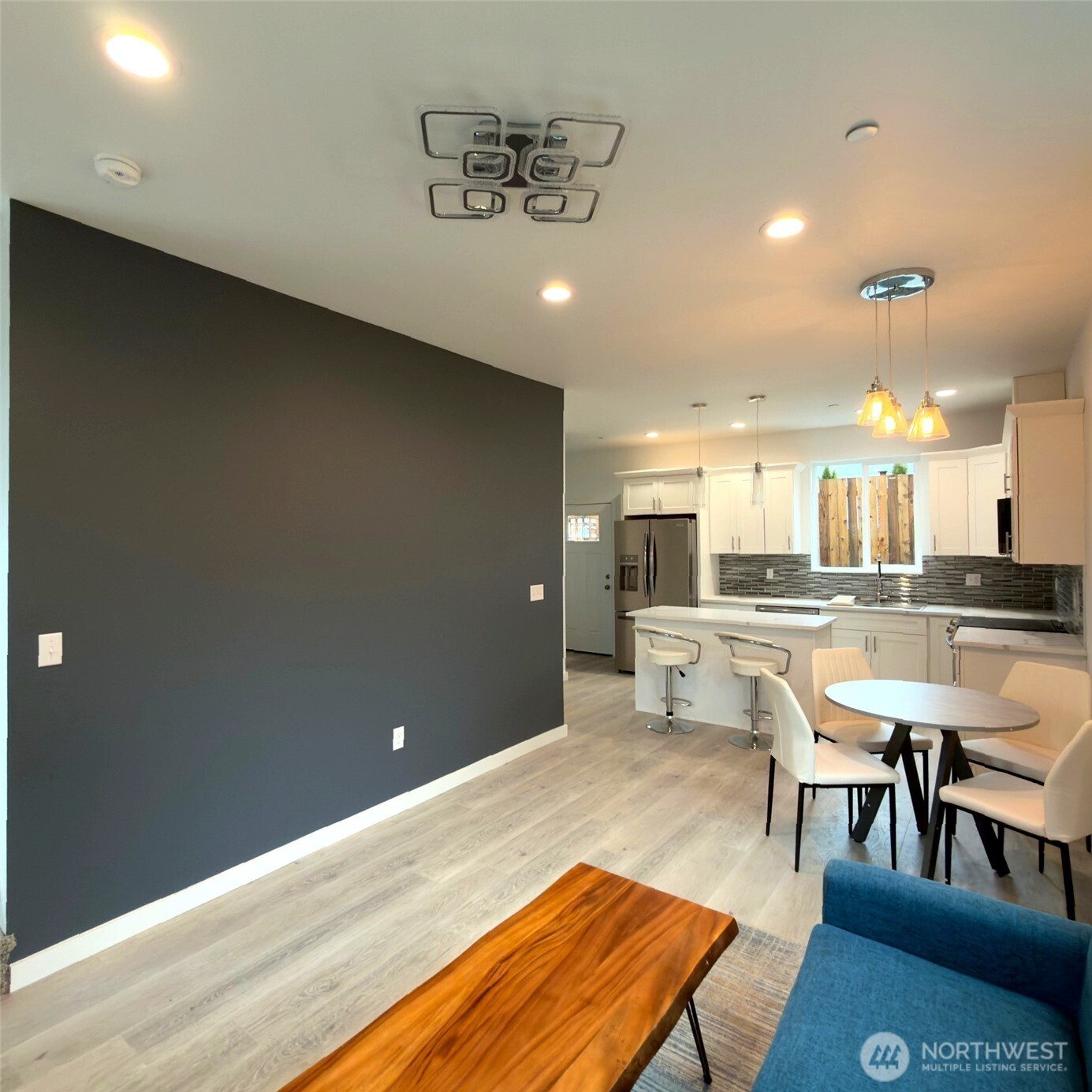 648 B SW 139th Street , Burien, WA 98166