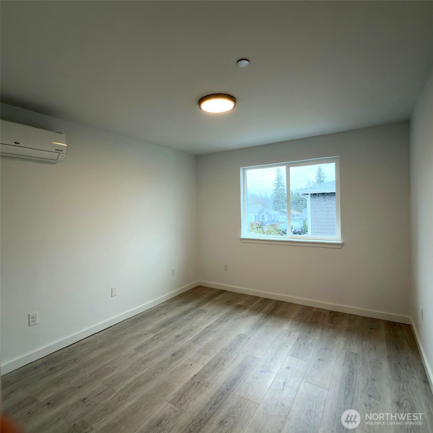 648 B SW 139th Street , Burien, WA 98166